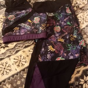 Torrid plus size 4 sports bra and leggings set